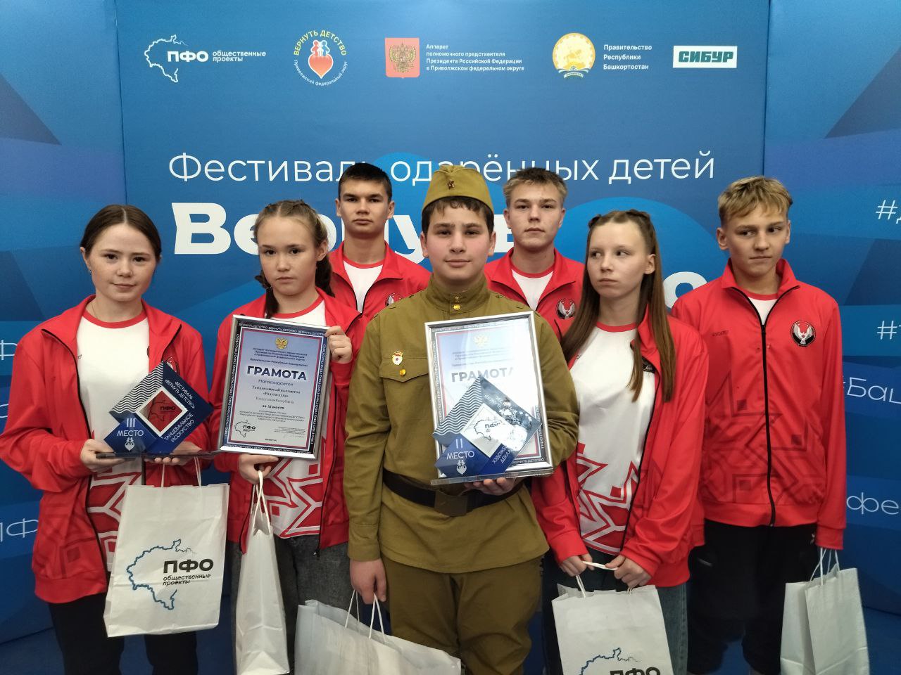 Удмуртия завоевала пять наград в окружном фестивале «Вернуть детство»